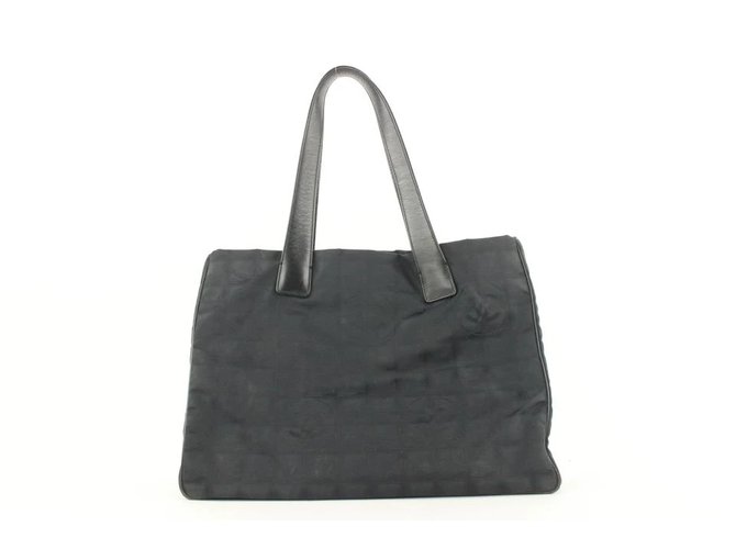 Chanel Black New Line Shopper tote bag Leather  ref.297873