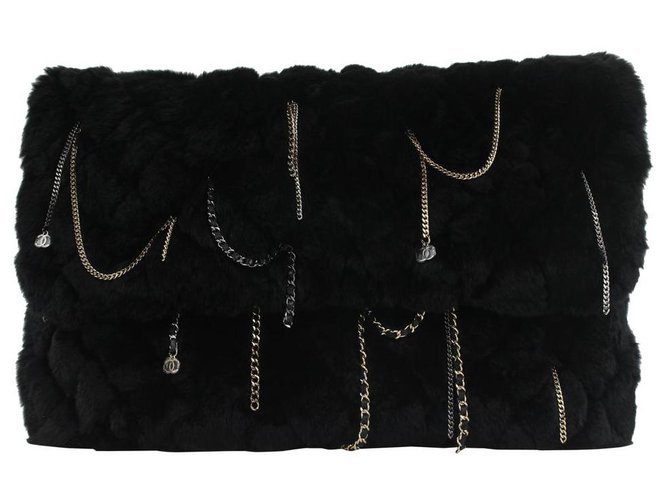 Chanel Black Rabbit Fur Chain Drip Clutch Leather Plastic  ref.298047