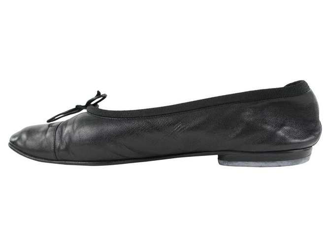 Chanel Size 38.5 Black CC Ballerina Flats Leather  ref.298080