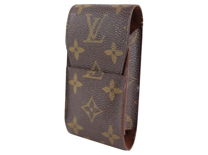 Louis Vuitton Portasigarette monogramma o porta cellulare Etui ref.298662 -  Joli Closet
