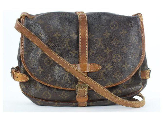 Louis Vuitton Saumur 30 Crossbody