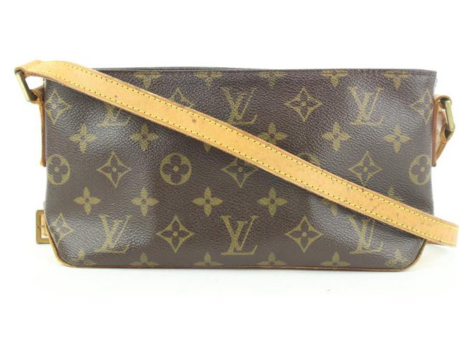 Louis Vuitton Monogram Trotteur Crossbody bag Leather  ref.298890