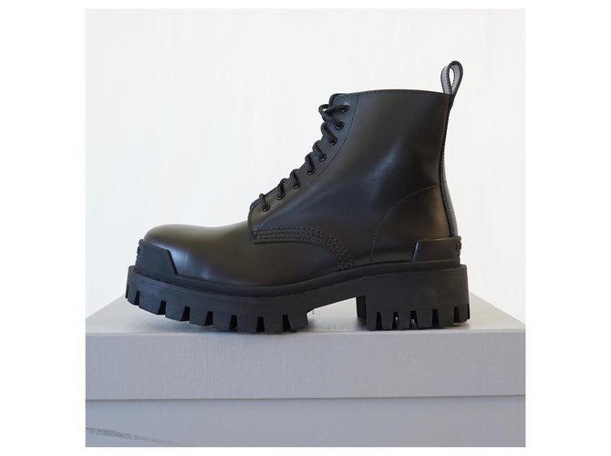 Leather boots Balenciaga Black size 41 EU in Leather - 36234497