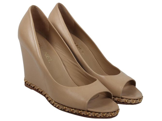 Chanel wedges heels Beige Leather  ref.299593