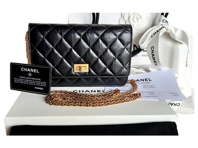Chanel wallet on chain 2.55 Black