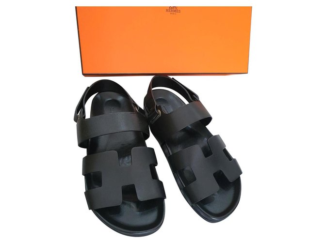 Hermès Hermes Takara Schwarze Ledersandalen EU37  ref.299646