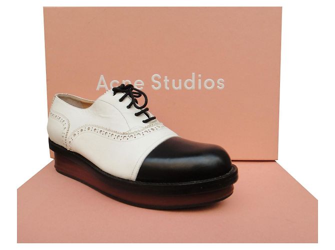 richelieu Acne p 37,5 Nero Bianco 