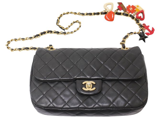 Chanel Marine Charms Lambskin Flap Bag Black Leather ref.300668 - Joli  Closet