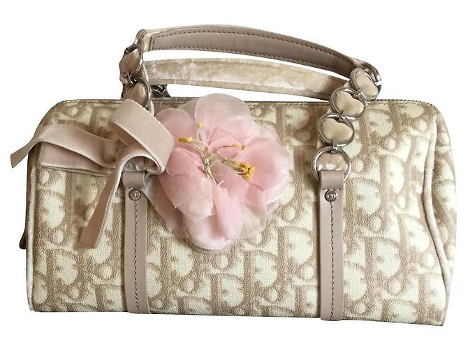Bolsa Dior Bege de Couro com Flores de Seda