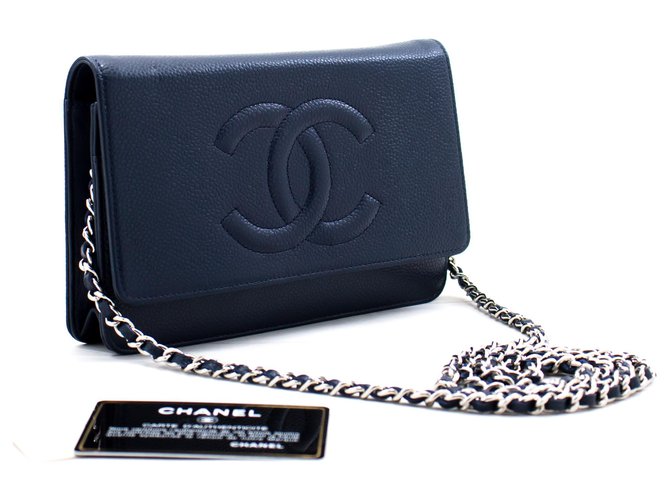 Wallet On Chain Carteira CHANEL Caviar com corrente WOC Bolsa de Ombro Marinha Crossbody Azul marinho Couro  ref.300831