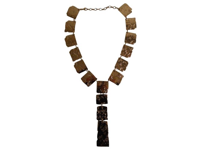 MAX MARA necklace  in hammered metal. Golden  ref.301966