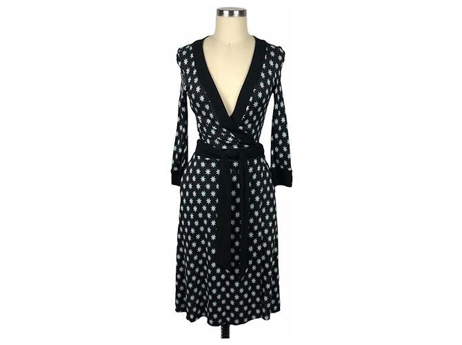 Diane Von Furstenberg DvF Taurus Lucky Stars Seidenwickelkleid Schwarz Blau