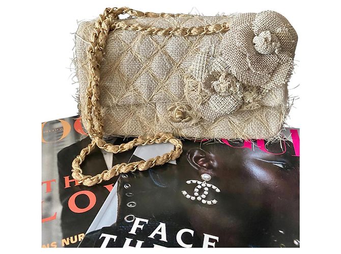 Chanel Médium classique Beige
