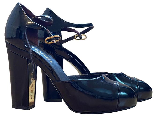 Chanel Heels Black Patent leather  ref.302979
