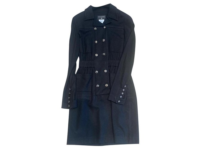 Chanel Dresses Black Wool  ref.303055