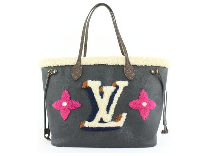 Louis Vuitton Bolsa de tela Teddy Neverfull MM NM con monograma de piel de oveja negra Cuero  ref.303365