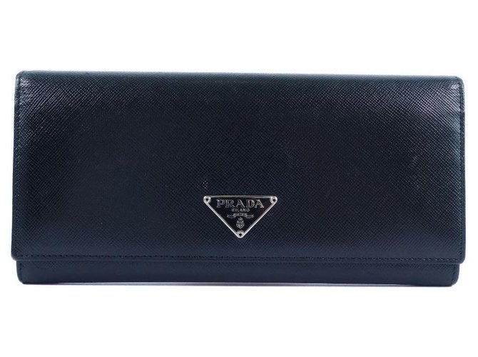 prada wallet 2021