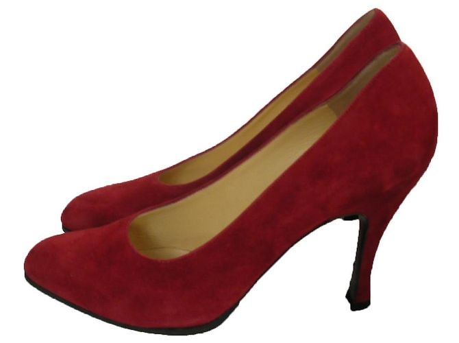 Charles Jourdan Pumps aus Hirschleder Rot 10cm Absatz