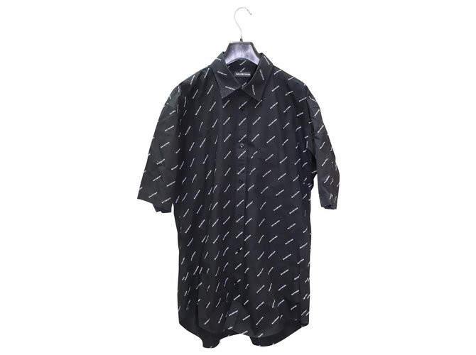 Day Balenciaga Camisa negra de corte normal con logo en toda la prenda Negro Algodón  ref.303539