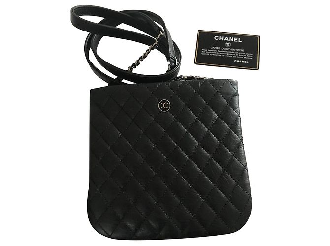 Borsa a tracolla Chanel uniforme Nero