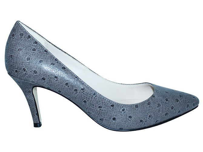 Cole Haan Salto pontudo imitação de avestruz cinza