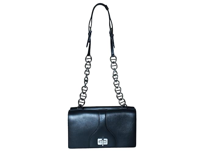 Vitello Prada Schwarze Tasche aus weichem Leder mit silberner Kette  ref.305546
