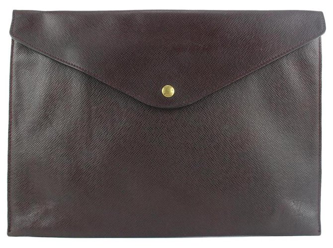 Louis Vuitton Bordeaux Taiga Leather Porte Documents Envelope Clutch  ref.305676