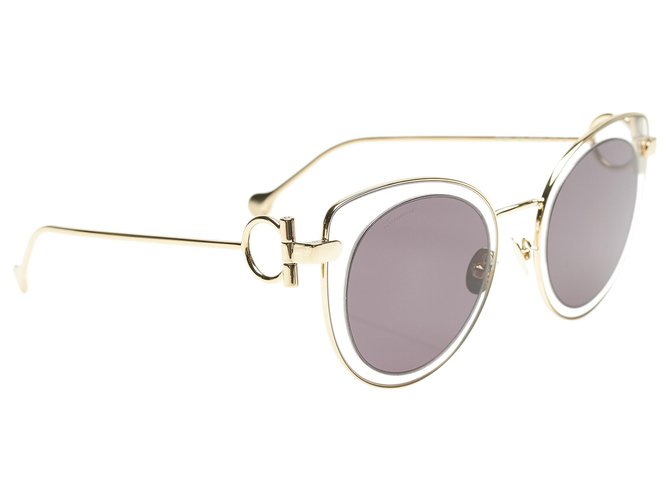 salvatore ferragamo sunglasses round