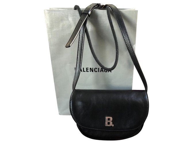 BB Round Balenciaga segundo. Mini bolso Negro Cuero  ref.306581