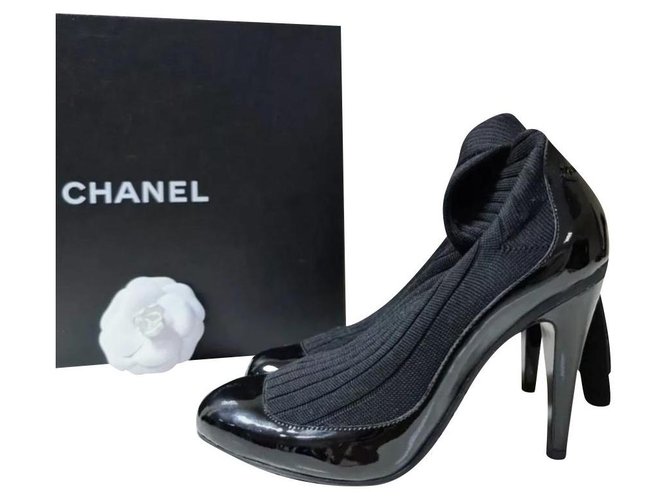 NWOB Chanel 14S Black Patent Leather Knit Sock Booties Sz.37  ref.306611