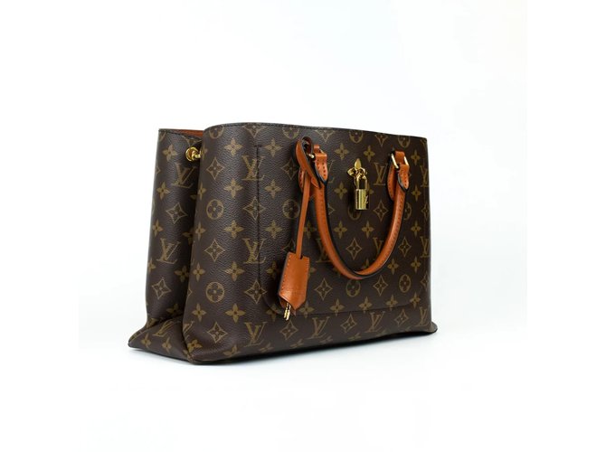 Louis Vuitton Borsa di fiori Marrone Pelle  ref.306732