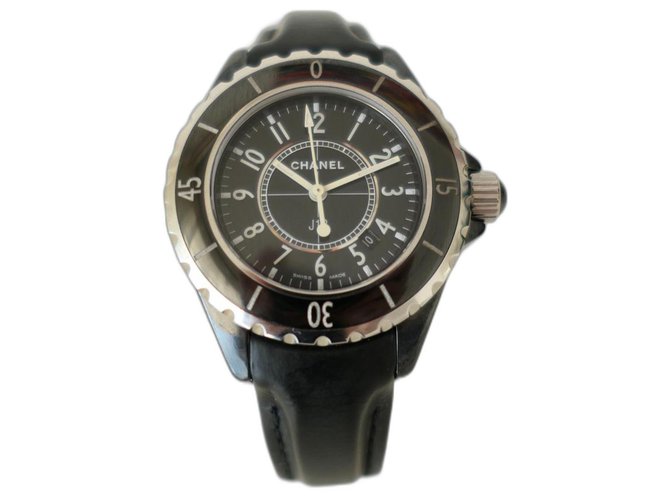 Reloj Chanel J12 33MM Negro Cuero Cerámico  ref.307106