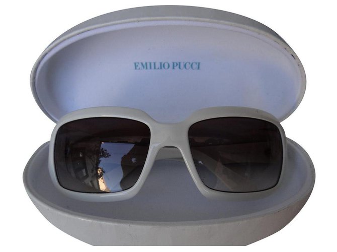 Emilio Pucci Des lunettes de soleil Plastique Blanc  ref.307497