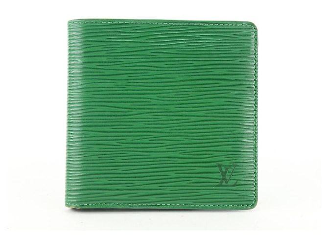 Louis Vuitton Green Epi Leather Borneo Men's Bifold Wallet Slender Multiple