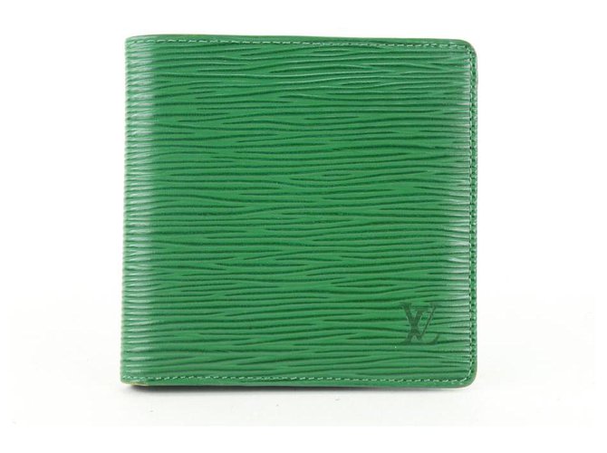 Louis Vuitton Portefeuille à deux volets en cuir vert Epi Borneo pour hommes Slender Multiple  ref.307827
