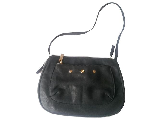 Yves Saint Laurent Pochette