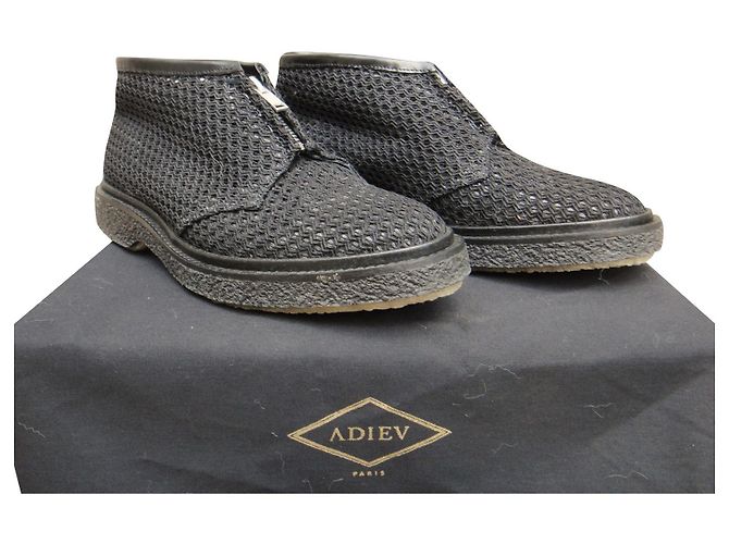 Adieu Botines Goodbye Paris p 37