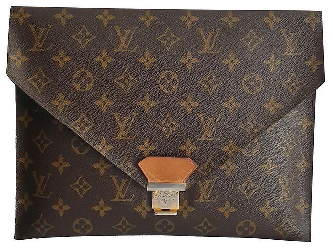 Louis Vuitton Klappentasche Braun