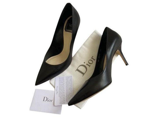 Christian Dior Dior Cherie Pointy Pump Chèvre Noir  ref.309874