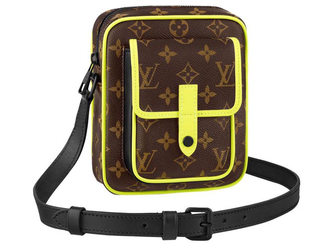 Louis Vuitton LV Christopher wearable wallet yellow Multiple colors Leather  ref.310001