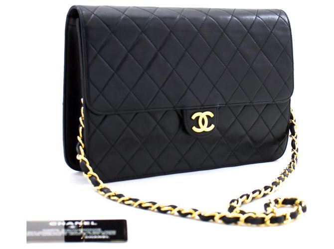 CHANEL Chain Shoulder Bag Clutch Black Quilted Flap Lambskin Leather  ref.310095