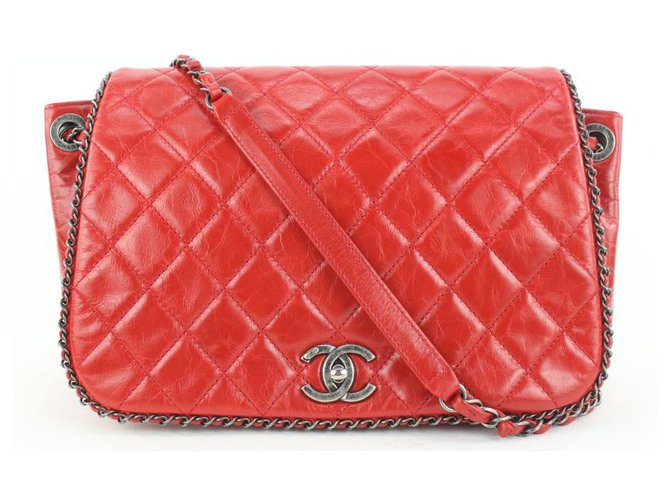Chanel Quilted Red Leather Chain Around Flap Bag ref.310510 - Joli Closet