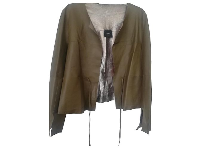 Autre Marque Khakifarbene Lederjacke Größe 42