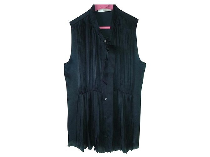 Blusa Prada smanicata in seta nera Nero