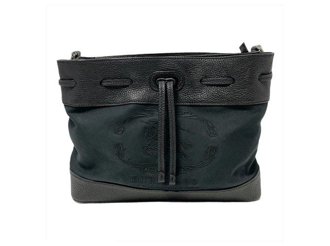 Burberry Shoulder bag Black Leather  ref.310794