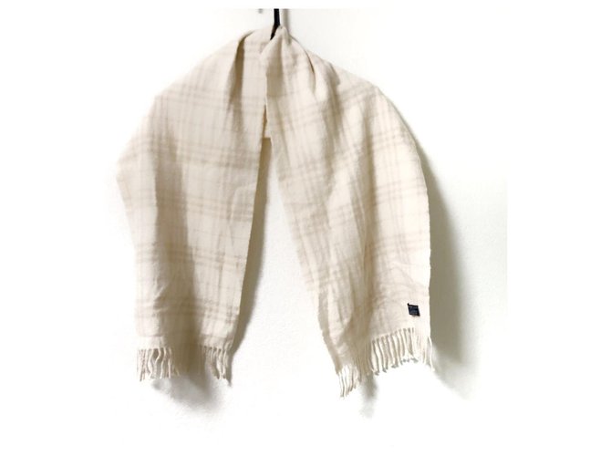 Burberry scarf Beige Wool  ref.310964