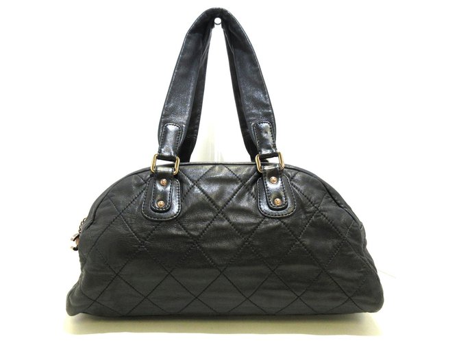 Chanel shoulder bag Black Leather  ref.311091