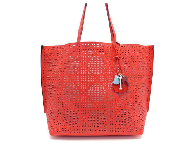 NEW CHRISTIAN DIOR HANDBAG DIORIVA PERFORATED LEATHER RED HAND BAG  ref.311480