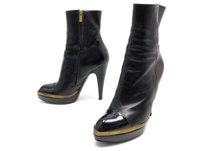 YVES SAINT LAURENT ANKLE BOOTS 38 BLACK LEATHER BOOTS SHOES  ref.311682