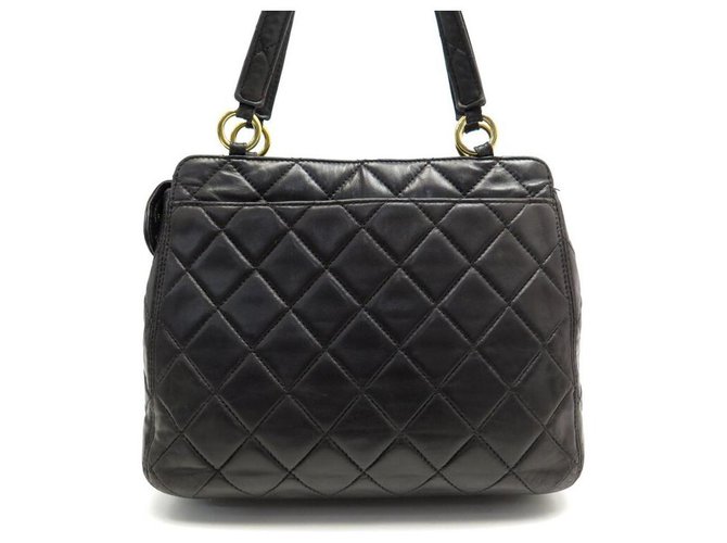 Vintage Chanel Black Vertical Quilted Lambskin Medium Chain Flap Bag 2282428 070523 Off